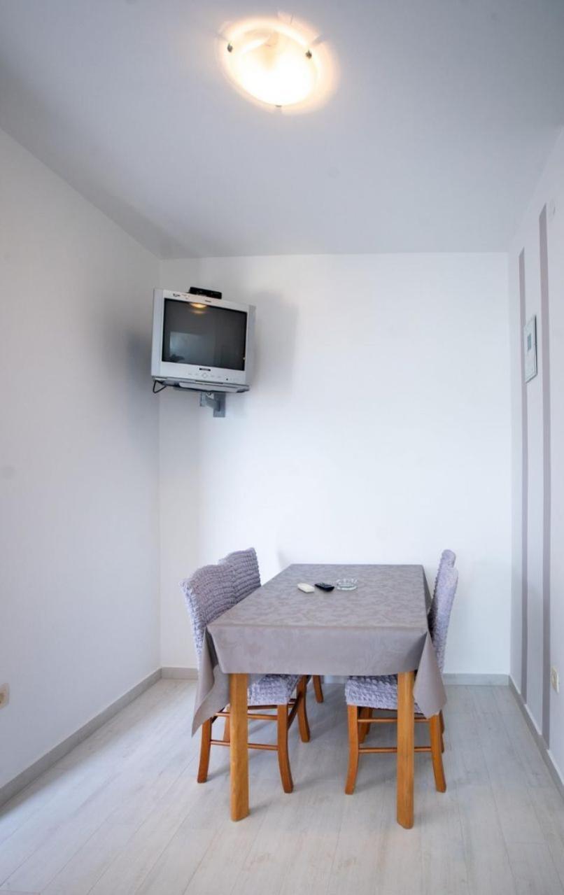 Apartments Marija ซูเปทาร์สกา ดรากา ภายนอก รูปภาพ
